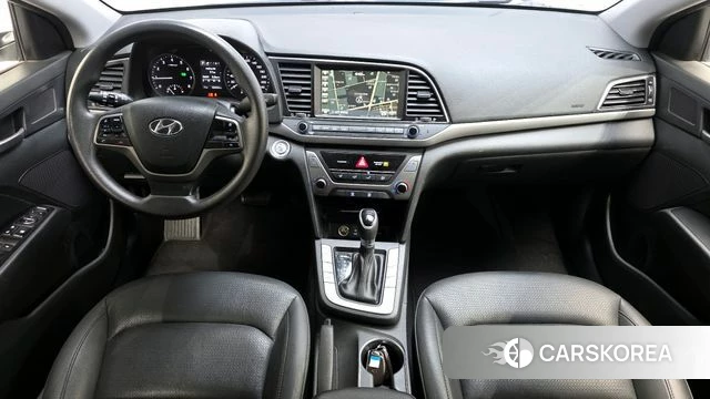 Hyundai Avante AD id 3796248 из Кореи 17