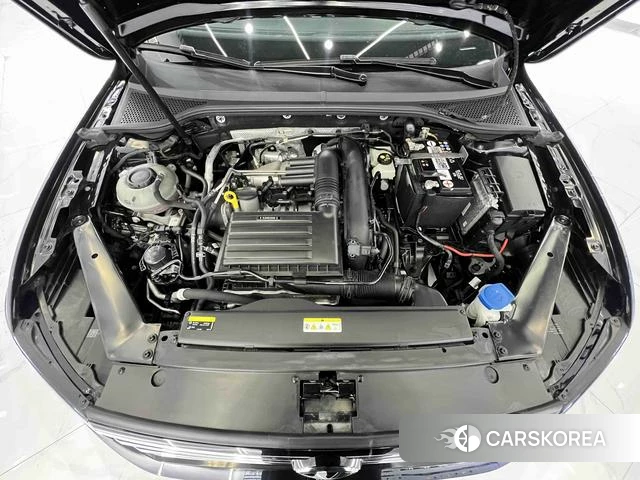 Volkswagen Magotan id 4290772 из Китая 17