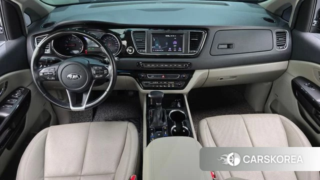 Kia The New Carnival id 4465612 из Кореи 17