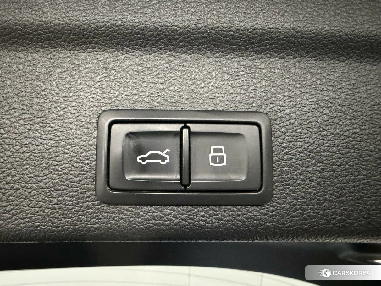 Audi Q3 Sportback id 4479776 из Китая 20