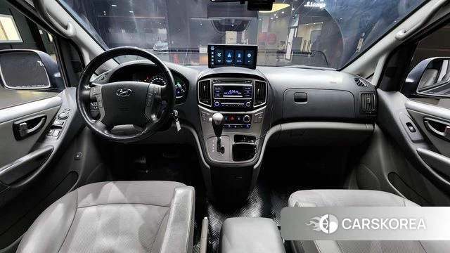 Hyundai The New Grand Starex id 3828353 из Кореи 17