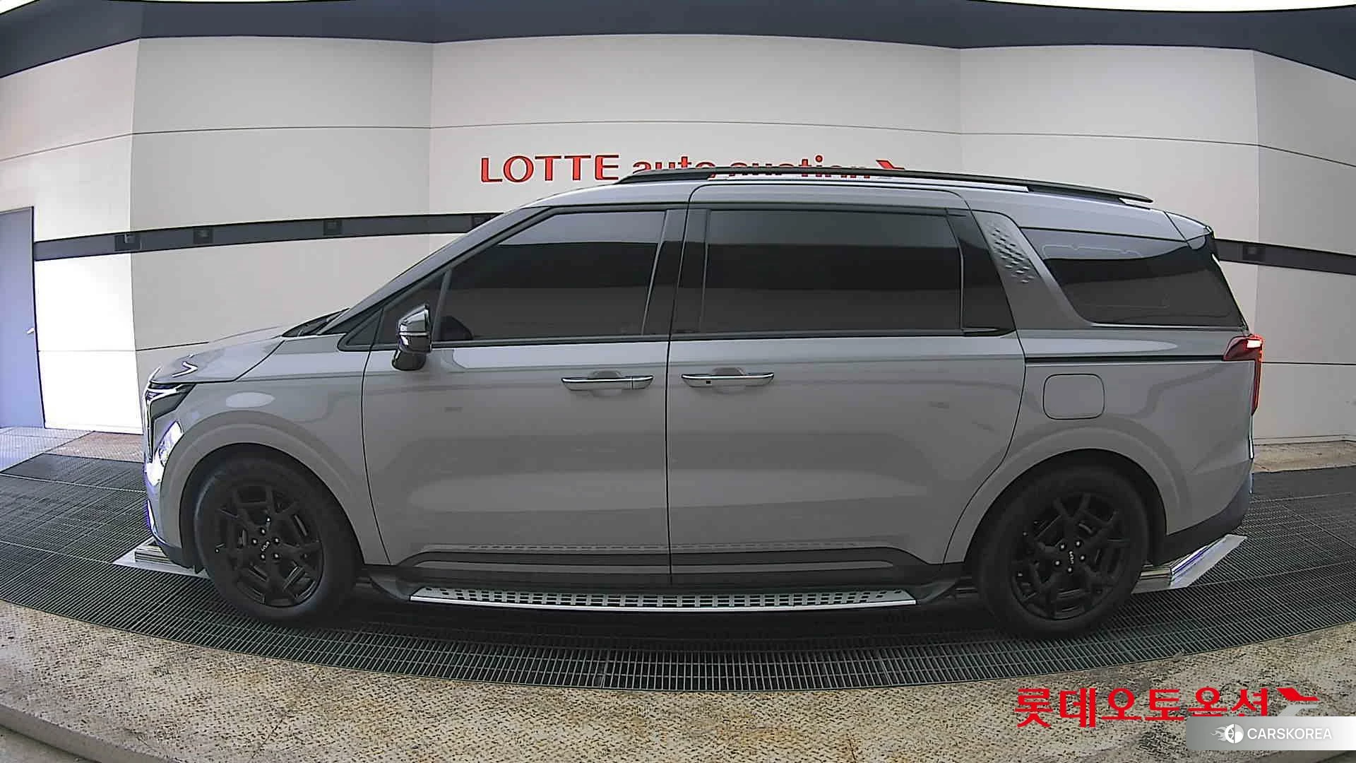 Kia Carnival id 3882084 из Кореи 34