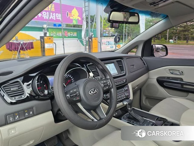 Kia All New Carnival id 4496989 из Кореи 17