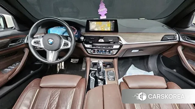 BMW 5 Series (G30) id 3045032 из Кореи 17