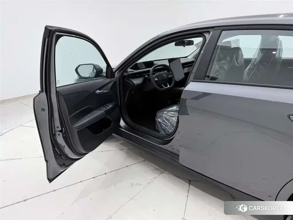 Chang'an Yidong PHEV id 4539050 из Китая 23