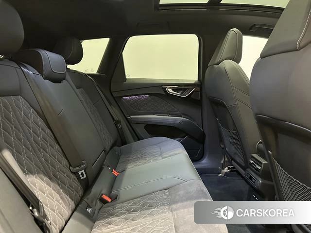 Audi Q4 e-tron id 4208296 из Китая 18