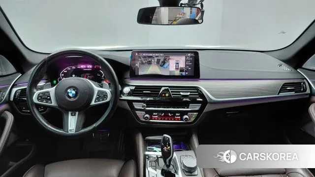 BMW 5 Series (G30) id 3448714 из Кореи 17