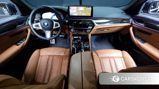 BMW 5 Series (G30) id 3478543 из Кореи 17