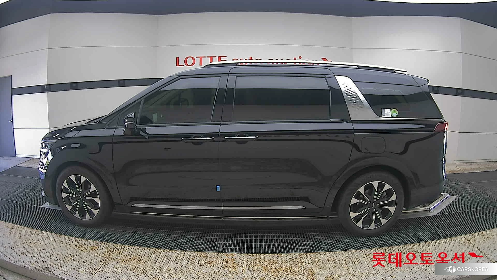 Kia Carnival id 4679400 из Кореи 35