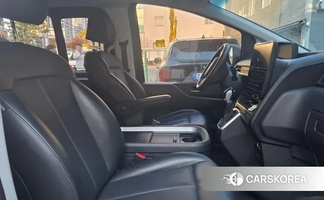 Hyundai Staria id 3348528 из Кореи 15