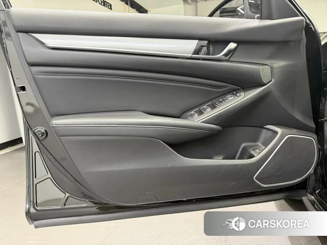 Honda Accord id 4277302 из Китая 11