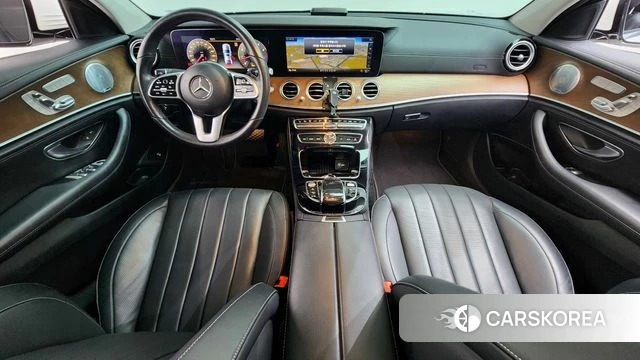 Mercedes-Benz E-Class W213 id 3861359 из Кореи 17