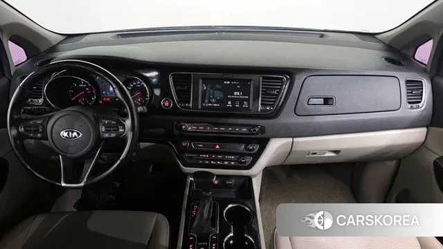 Kia The New Carnival id 3557378 из Кореи 17