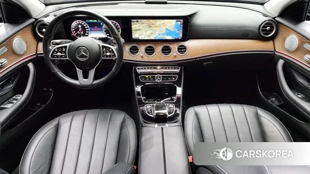 Mercedes-Benz E-Class W213 id 3479469 из Кореи 17