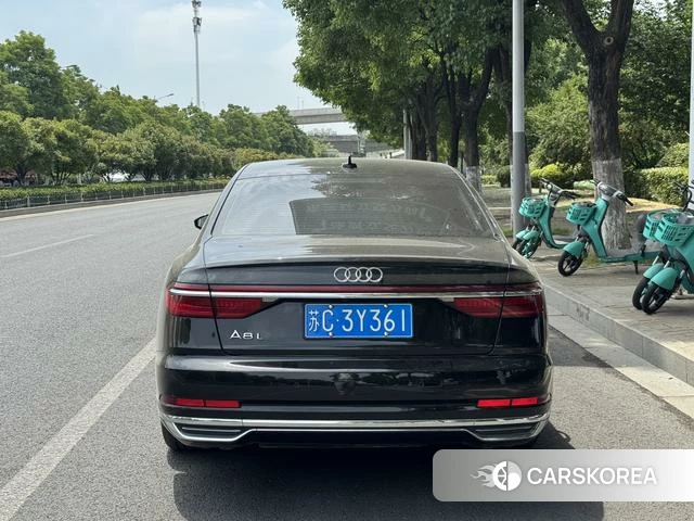 Audi A8 id 4335688 из Китая 7