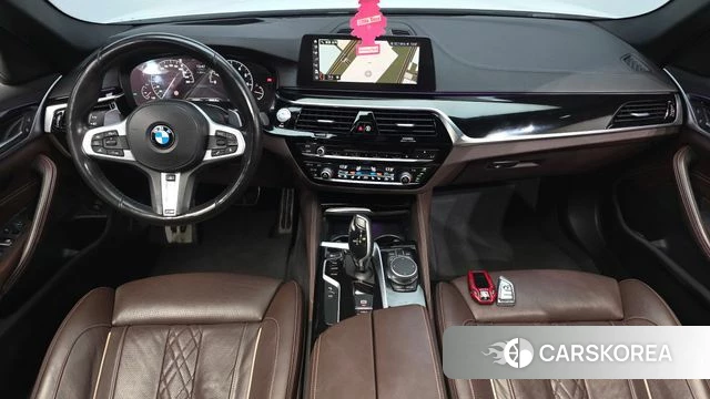 BMW 5 Series (G30) id 4689181 из Кореи 30