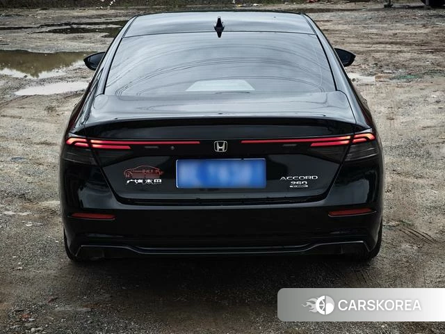 Honda Accord id 4353527 из Китая 14