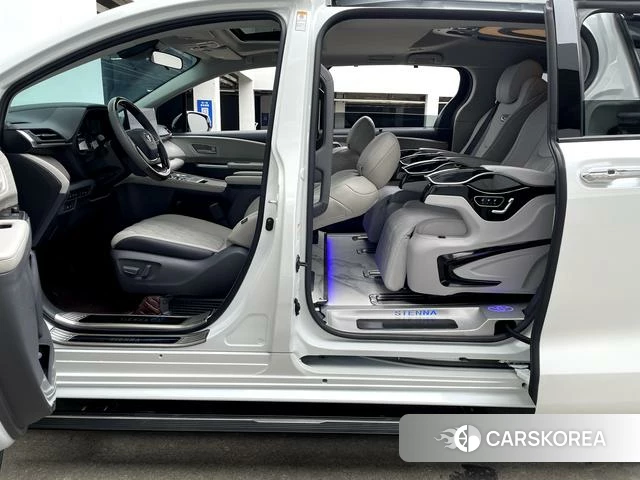 Toyota Saina id 4260180 из Китая 23