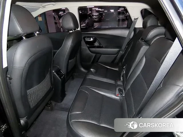 Kia Niro id 3302692 из Кореи 17