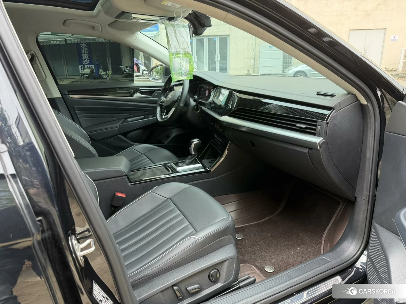 Volkswagen Passat id 4455356 из Китая 9