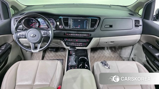 Kia The New Carnival id 4637704 из Кореи 29