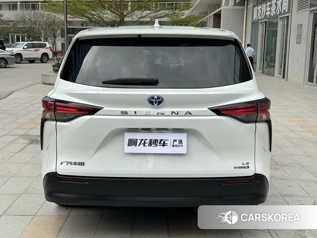 Toyota Saina id 4273624 из Китая 22