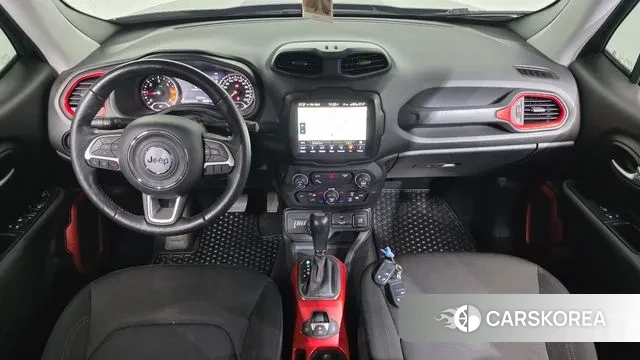 Jeep Renegade id 3672582 из Кореи 17