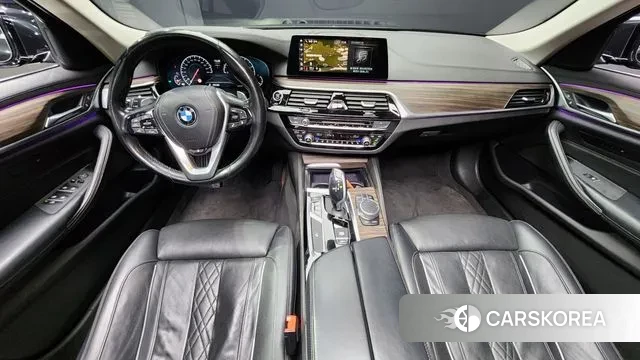 BMW 5 Series (G30) id 3687176 из Кореи 17