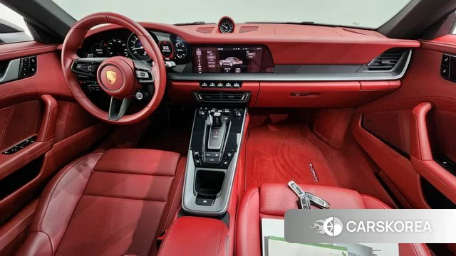 Porsche 911(992) id 3795402 из Кореи 17