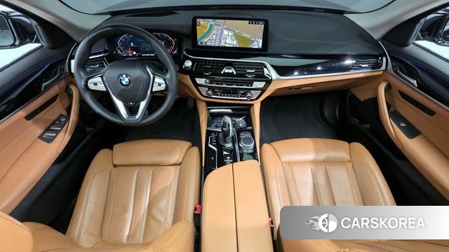 BMW 5 Series (G30) id 3833021 из Кореи 17