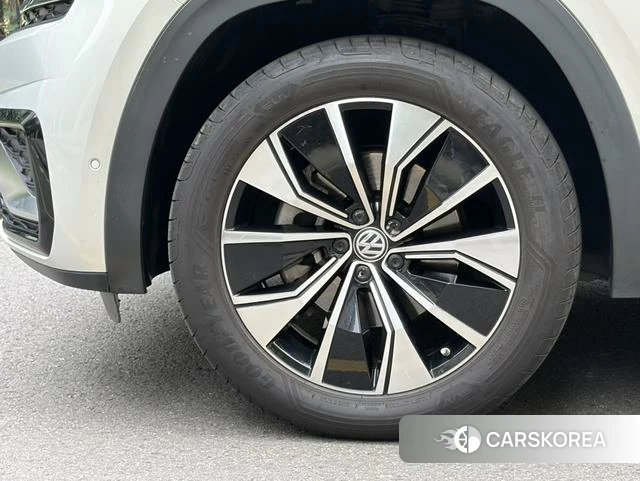 Volkswagen Tourang id 4216386 из Китая 25