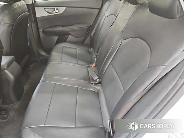 Kia Come New K3 id 3795643 из Кореи 13