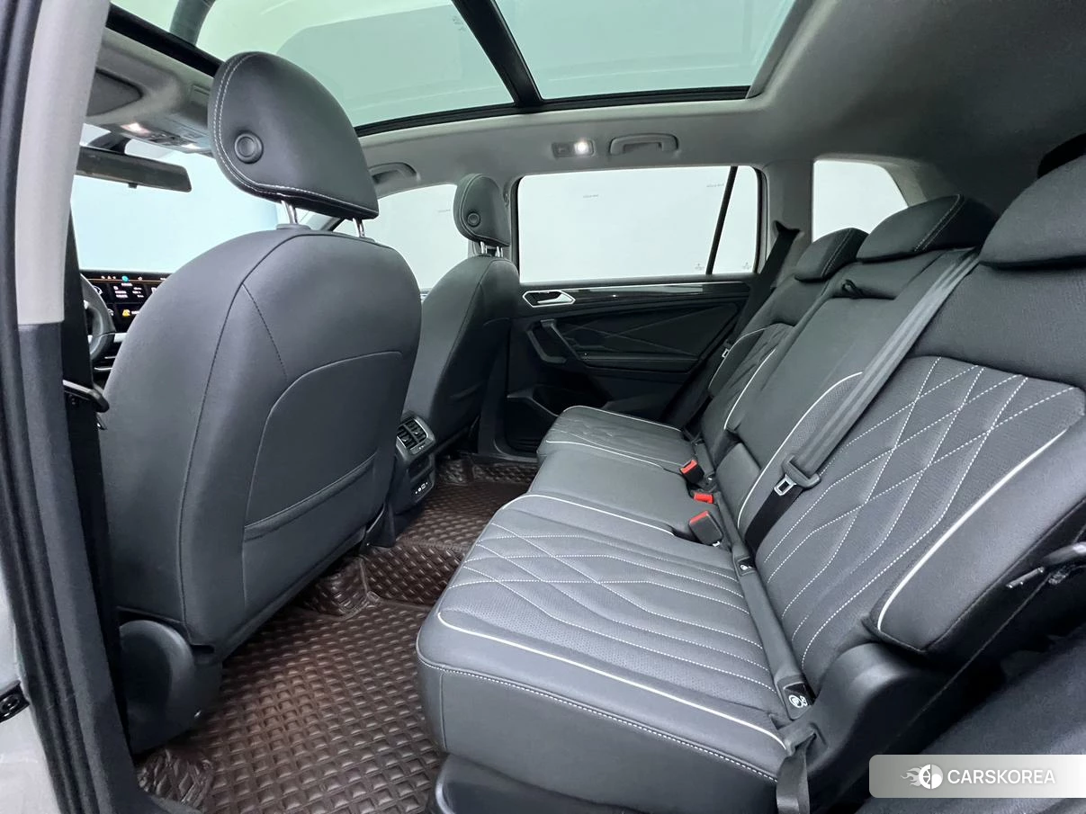 Volkswagen Tiguan L id 4486237 из Китая 16