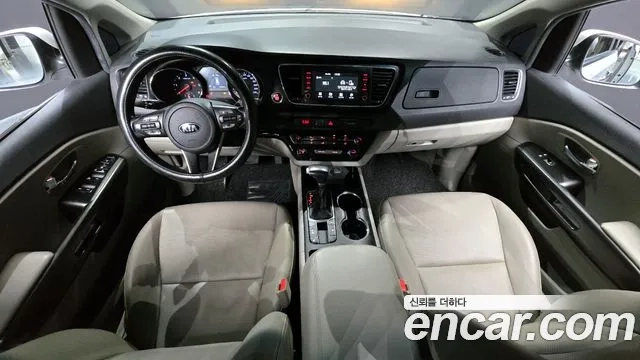 Kia The New Carnival id 2870776 из Кореи 17