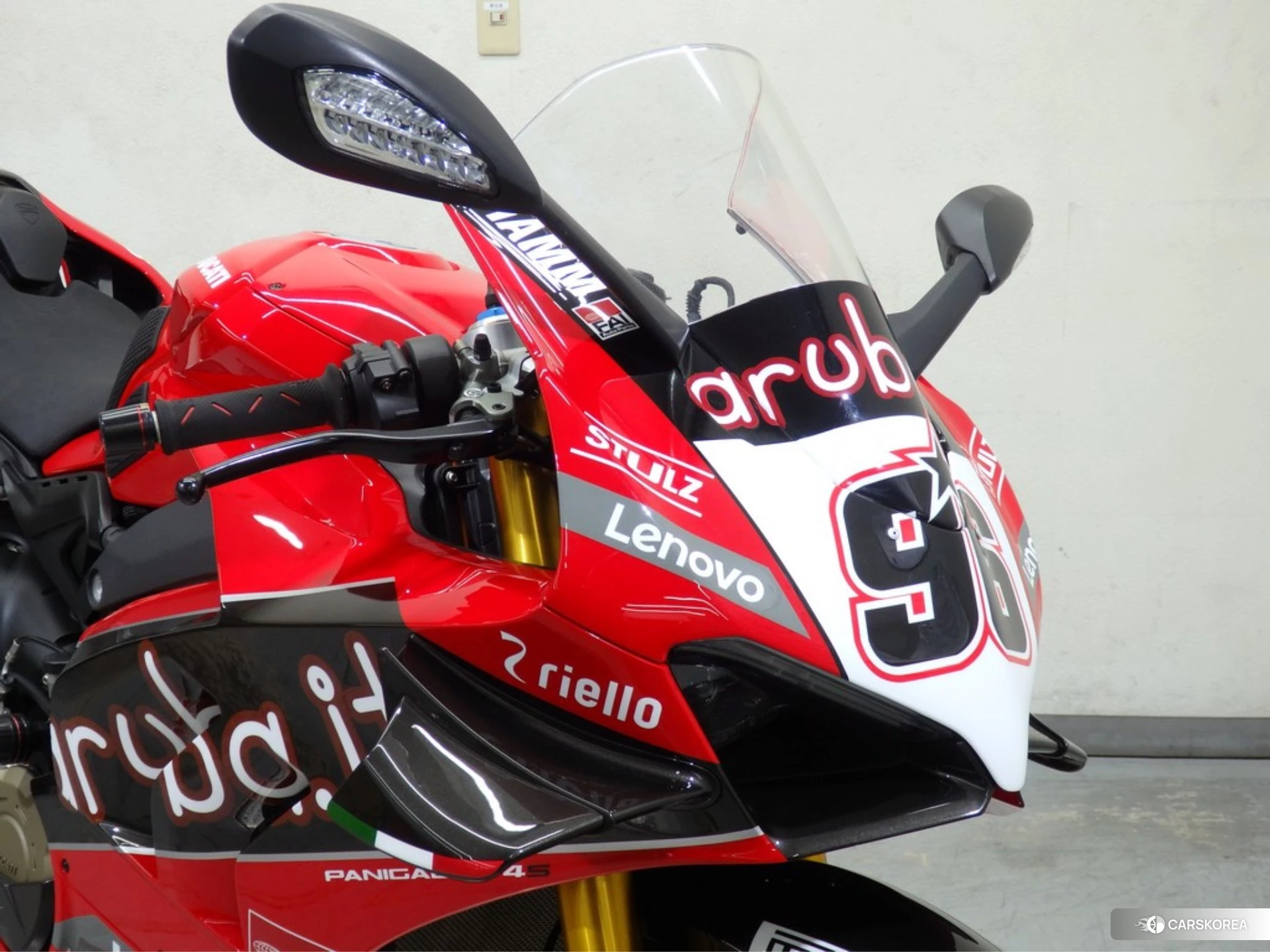 Ducati PANIGALE V4 S id 4373917 из Японии 27