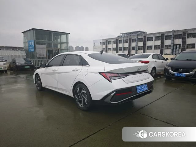 Hyundai Elantra id 4307441 из Китая 7