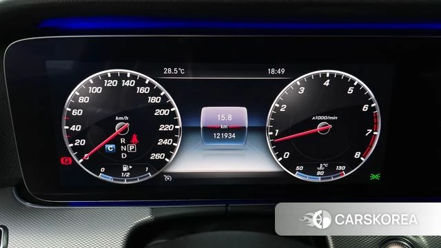 Mercedes-Benz E-Class W213 id 4530761 из Кореи 28
