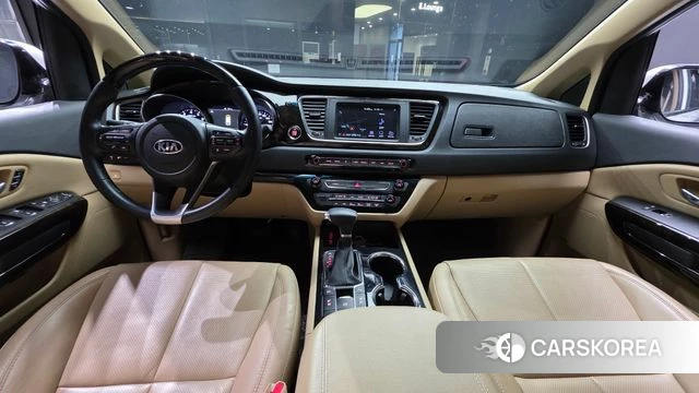 Kia The New Carnival id 4563130 из Кореи 17