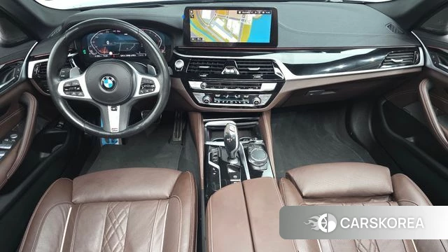 BMW 5 Series (G30) id 4834841 из Кореи 29