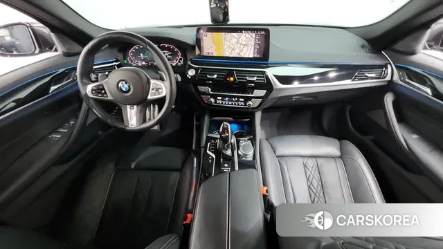 BMW 5 Series (G30) id 3422246 из Кореи 17