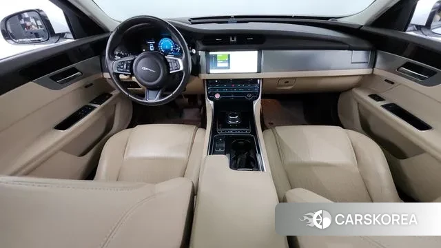 Jaguar XF (X260) id 3284752 из Кореи 17