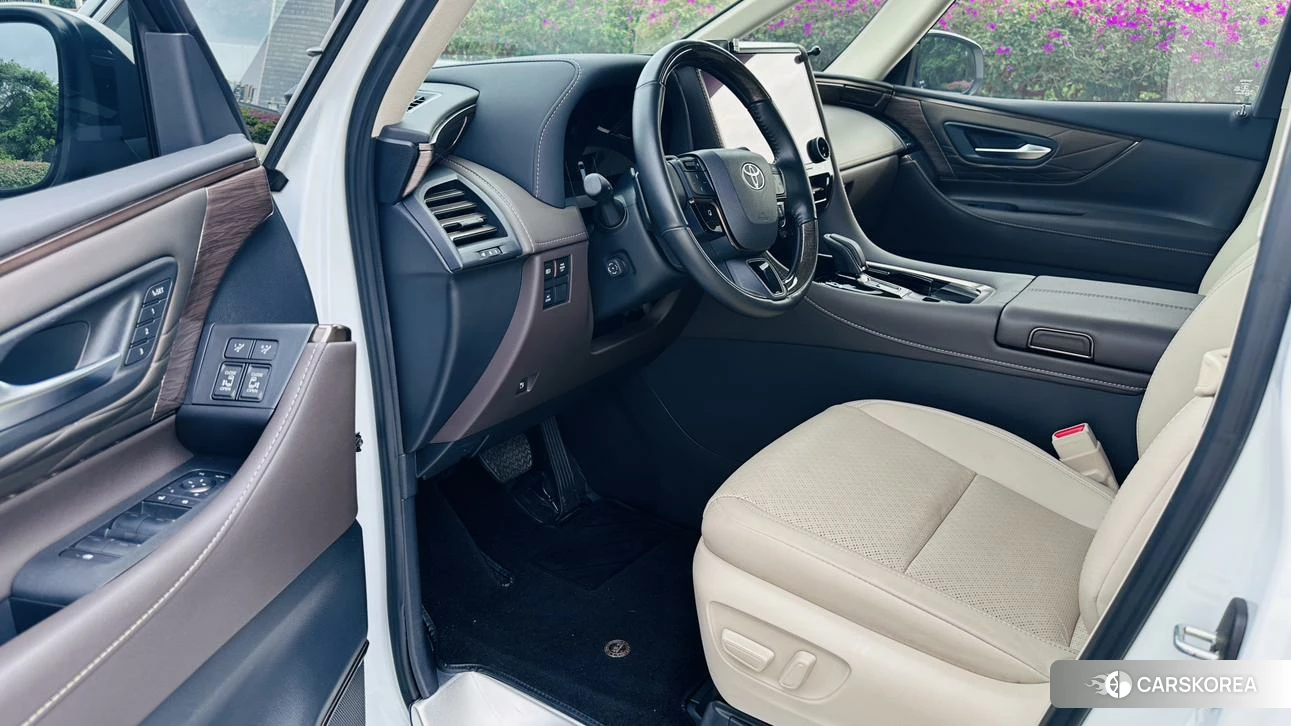 Toyota Elfa id 4455852 из Китая 9