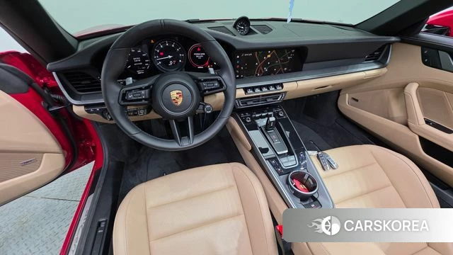 Porsche 911(992) id 4394599 из Кореи 25