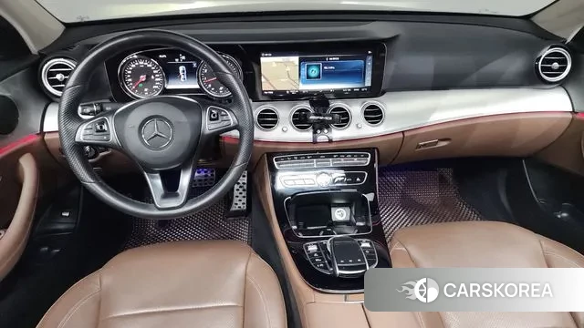 Mercedes-Benz E-Class W213 id 3515396 из Кореи 17