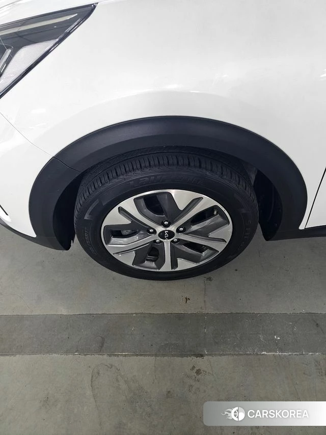 Kia Niro Plus id 4608598 из Кореи 17