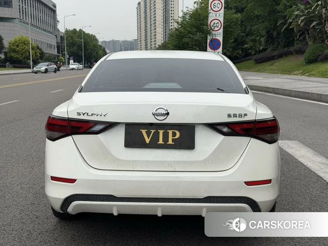 Nissan Xuan Yi id 4334927 из Китая 15
