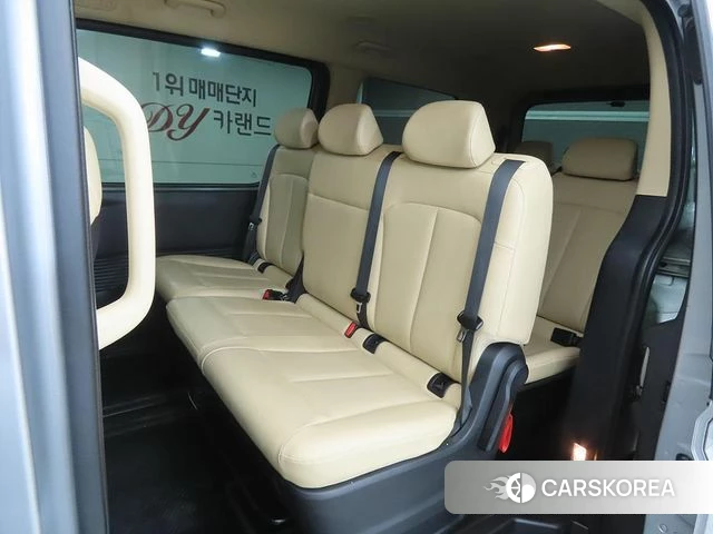 Hyundai Staria id 4282309 из Кореи 17