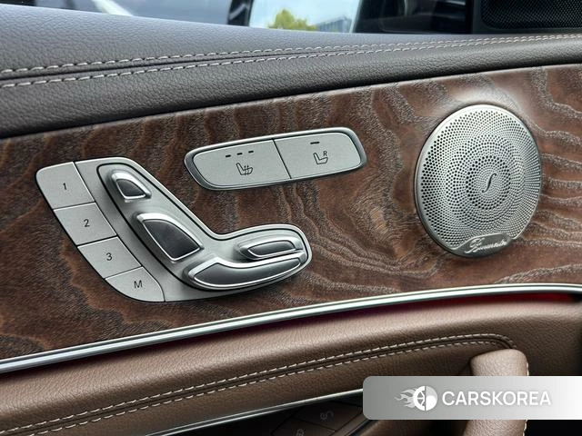Mercedes-Benz E-class id 4328646 из Китая 12