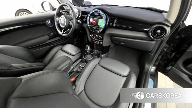 Mini Cooper D id 3893821 из Кореи 17