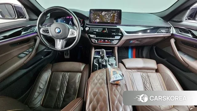 BMW 5 Series (G30) id 3712447 из Кореи 17